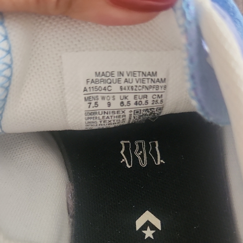 Converse Blue Sneakers with White and Brown Suede Details - Picture 3 of 3